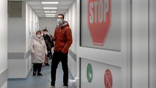 Грипната епидемия във Велико Търново се удължава с още седмица