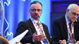 Карел Крал: Ограниченията, с които сме принудени да работим, не отговарят на мащаба на бизнеса ни