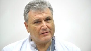 Бившият директор на болница "Лозенец" обзавел луксозния си кабинет с лични средства