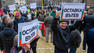 Представителят на зърнопроизводителите нарече протестиращите "използвачи"
