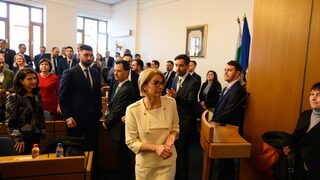 БСП и ГЕРБ критикуват, но не обжалват в съда заповедта на областния управител на София