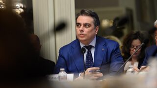 Асен Василев обоснова сливането на НАП и Агенция "Митници" със сухопътния Шенген (видео)