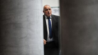 Бойко Борисов иска подялба на министерствата след ротацията