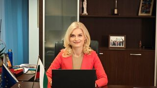 Търговете за плажовете стават явни