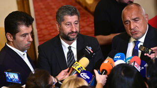 "Алфа рисърч": Споровете преди ротацията могат да доведат до изненади на евроизборите