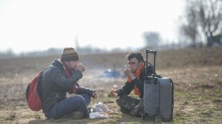 Жители на родопско село задържаха чуждестранни студенти, сбъркали ги с мигранти