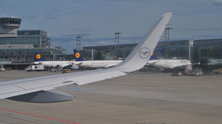 И днес няма да има полети на <span class="highlight">Lufthansa</span> до и от Франкфурт и Мюнхен