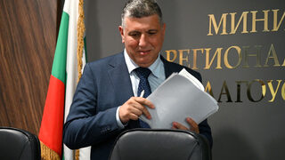 Цеков <span class="highlight">за</span> смените в "Автомагистрали": Нормално е да се облегна на човек, на когото имам доверие