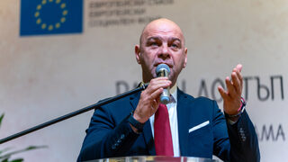 Бербатов включи кмета на Пловдив в екипа, с който иска да управлява БФС