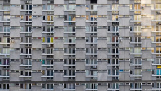 "Варшавският Хонконг": да живееш на 14 квадрата
