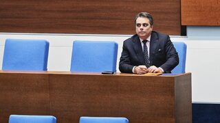 Борисов и Пеевски намериха нов повод да атакуват финансовия министър
