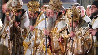 Фотогалерия: Погребението на патриарх Неофит