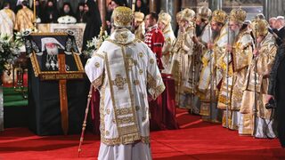 Фотогалерия: Погребението на патриарх Неофит