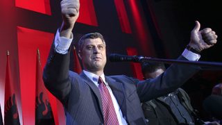 Нападатели се опитаха да проникнат в дома на Хашим Тачи