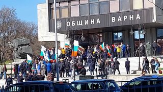 <span class="highlight">Рибарски</span> сдружения протестираха във Варна срещу развитието на офшорни ветроенергийни паркове