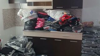 Митничар от Бургас е участвал в схема за търговия с имитиращи стоки