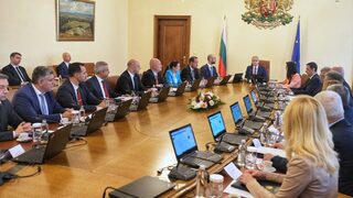 Кои са предложените за нови министри