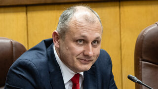 Кой е предложеният за министър на електронното управление Валентин Мундров
