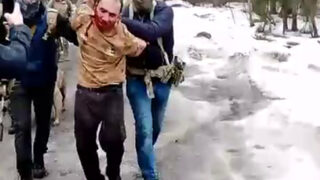 Запис показа как режат ухото на заподозрян и го карат да го изяде
