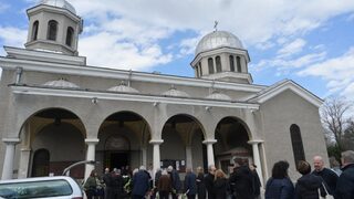 Снимка на деня: Последно сбогом на Алек Попов