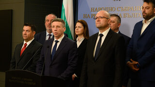 Изключените от "Възраждане" учредиха новия си политически проект