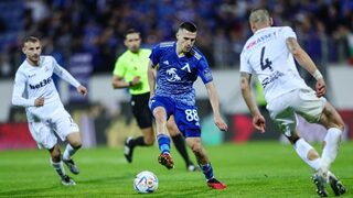 "Левски" стигна до успех срещу "Славия"