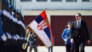 Сърбия задълбочава партньорството с Франция във военната индустрия