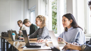 Програмата <span class="highlight">SAP</span> Next Talent ще открива новите ИТ таланти за развойния център на <span class="highlight">SAP</span> в България