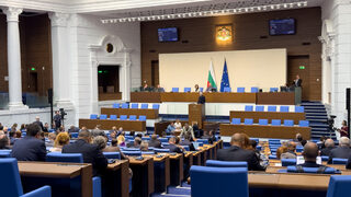 Окончателно парламентът одобри великденска добавка от 100 лв. за 534 хил. пенсионери