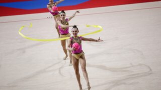 Фотогалерия: Медали и изящество - представянето на българските <span class="highlight">гимнастички</span> в София