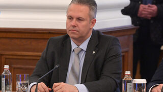 Йоловски остава в Министерството <span class="highlight">на</span> е-управлението, назначени са още 10 зам.-министри