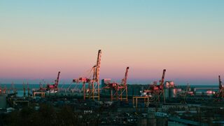 Износът на зърно от Украйна през порт <span class="highlight">Констанца</span> намаля с 35%