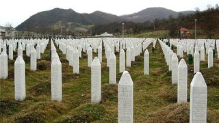 Босненският сръбски парламент обяви, че в Сребреница не е имало геноцид