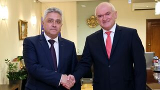 Главчев вече официално е и външен министър, предлага <span class="highlight">Иван</span> Кондов за зам-министър