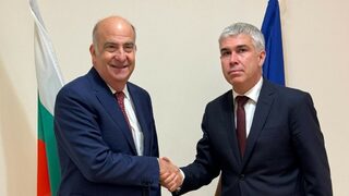 Министърът на енергетиката обсъди с посланика на САЩ енергийната сигурност в региона