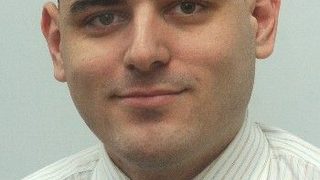 Доколко прогнозните резултати на едно дружество и тяхната корекция са от значение за инвестиционните решения на българските инвеститори?