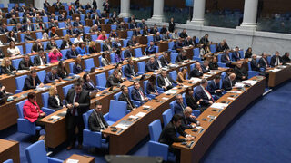 Парламентът излиза във великденска и предизборна ваканция от 1 май