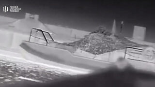 Украински дрон унищожи руски боен <span class="highlight">катер</span> в Крим