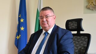 Социалният министър ще поиска пенсиите да се увеличат с 11, а не с 10%