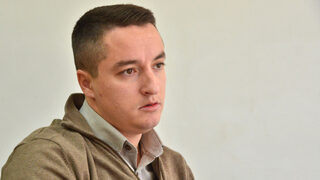 Божанков все още не е говорил със собственика на пистолета, с който детето му простреля друго дете