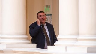 За политиците е по-добре да защитават свободата на словото, а не да воюват с нея