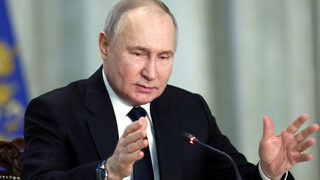 Путин слага още икономисти в отбраната