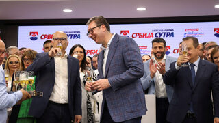 Властта в Сърбия обяви победа в почти всички градове и общини