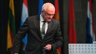 Главчев отговори за грамата си за <span class="highlight">Сребреница</span> и предизвика още повече въпроси