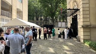 "Ще гласувам само за България, не ме интересува Европа", или на изборите в Париж
