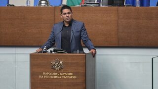 Първа под чертата за влизане в парламента се нареди партията на Радостин Василев