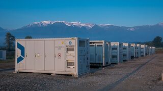За обществено обсъждане е обявена процедурата за изграждане на съоръжения за съхранение на ток от ВЕИ