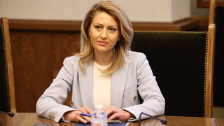 Изборът на председател на парламента ще е първият тест на мнозинство за <span class="highlight">правителство</span>