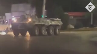 Кадри показват терористичното нападение в <span class="highlight">Дагестан</span>, при коeто загинаха десетки