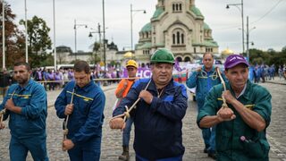 Неизпълнима цел: Трудната раздяла на България с въгледобива